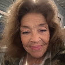 Jamey Johnson and Riley Green just teamed up for a song that's shaking  country music to its roots. “Smoke” isn't just another breakup anthem, it's  a storm of Southern grit and emotional