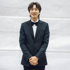 During the interview, lee kwang soo was asked a question that everyone has been wondering. Lee Kwang Soo Will Be Leaving Running Man After 11 Years