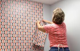 Tips dan trik cara pasang wallpaper 3d pada dinding ruangan. Cara Pasang Wallpaper Dengan Mudah Blog Qhomemart