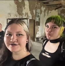 No More Wire Hangers added a new photo.