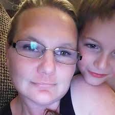 Tawnya (Rosenthal) Tesch (born 1977)