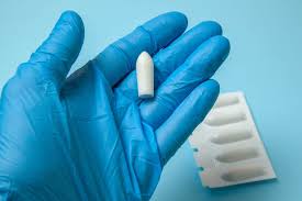 Mengatasi sakit gigi teteskan albothyl pada cotton bud, lalu tempelkan pada lubang gigi atau bagian gusi yang sakit. Albothyl Obat Apa Dosis Fungsi Dll Hello Sehat