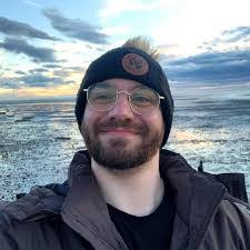 Mark Schreiter's Instagram, Twitter & Facebook