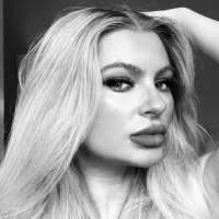 Olivia Cairns Email & Phone Number