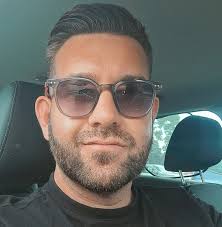 Describe Dr. Deuber/#RHOD. What does she see in him besides 💰💰?  #carydeuber #Bravo