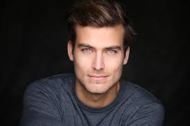 Fabian Castro's Instagram, Twitter & Facebook