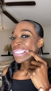 Angel Richardson's Instagram, Twitter & Facebook