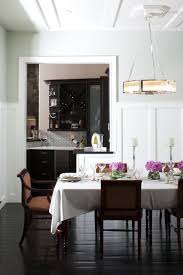 La mesa del comedor es una de las piezas más importantes del hogar y seguramente ocupa un espacio privilegiado en la casa. Consejos Para Decorar Tu Comedor Formal
