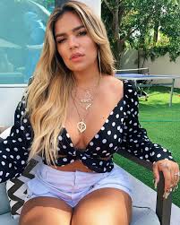 Listen to music from karol g like bichota, tusa & more. Karol G Facebook