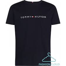 Suppliers offer these incredible collections at the most affordable prices and luring deals. Tommy Hilfiger Herren T Shirt Sky Captain Marken Online Kaufen Henschel Online Shop