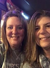 Jodi Magee's Instagram, Twitter & Facebook