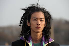 佐藤健（日語：佐藤 健／さとう たける ?，1989年3月21日－），日本男演員，隸屬amuse經紀公 for faster navigation, this iframe is preloading the wikiwand page for 佐藤健. ä½è—¤å¥ãŒãƒ‰ãƒ¬ãƒƒãƒ‰ãƒ˜ã‚¢ã§ç™»å ´ å¹³æˆã‚¹ãƒæ ¹ãƒ‰ãƒ©ãƒžã®åä½œ Rookies ã«å†æ³¨ç›® èŠ¸èƒ½äºº è'—åäººã®ãƒ‹ãƒ¥ãƒ¼ã‚¹ã‚µã‚¤ãƒˆ ãƒ›ãƒŸãƒ‹ã‚¹