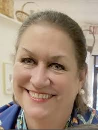 Gwin Thomas's Instagram, Twitter & Facebook