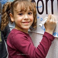 Amy Danna's Instagram, Twitter & Facebook