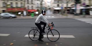 Une carte interactive permet de consulter les lieux où on peut faire graver son vélo sur le site www.bicycode.org. Peages Urbains Carte Grise Pour Les Velos Circulation Restreinte Voici Les Principales Mesures Du Projet De Loi Mobilites