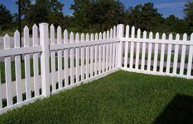 Bahçe çitleri hem güvenlik hem de görünüm olarak önem arz eden bir yapıdır. 30 Farkli Dekoratif Bahce Citi Modelleri 2021 Dekorcenneti Com