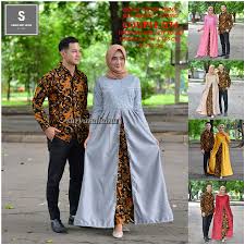 Gamis brokat adalah model yang membuat penggunanya terlihat lebih elegan, namun tidak berlebihan. Harga Gamis Brukat Couple Terbaik Batik Kebaya Pakaian Wanita Juni 2021 Shopee Indonesia