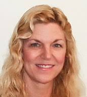 C O M M E N C E M E N T 