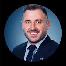 Jason Shupe's Instagram, Twitter & Facebook