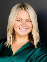 Laura Tryon's Instagram, Twitter & Facebook