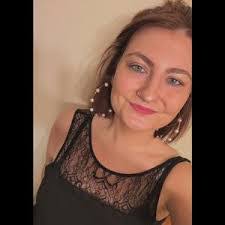 Heather Nale's Instagram, Twitter & Facebook