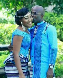 I have an archive of experienced designers who can make this. Pin By Medarde Pereira Bassale On Traditional Engagement Couples African Outfits African Print Fashion Dresses African Fashion Dresses