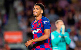 Bureau duizenddingen edit & assignment: Ronald Koeman Full Of Praise For Talented Young Centre Back Football Espana