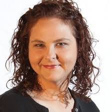 Mia Stevens's Instagram, Twitter & Facebook