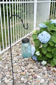 17 Outdoor Lighting Ideas For The Garden Scattered Thoughts Of A Crafty Mom By Jamie Sanders