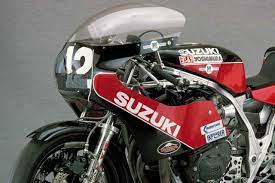 ヨシムラ モリワキの合作車 gsx1000 1983年 日本のバイク遺産 ヨシムラとモリワキ webオートバイ 自動車情報サイト 新車 中古車 carview ヨシムラ スーパーバイク バイク