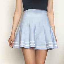 Young women in the uk and america wore tailored skirt and trouser suits, short skirts and dresses, baby doll dresses, skater dresses, animal prints, hot pants, slim pants, high waisted ankle length jeans (aka mom jeans) and pants both styled plain or pleated, bright colors (even in … Kawaii Tumblr Grunge Aesthetic Pastel Blue High Waisted Skirt Kokopiecoco