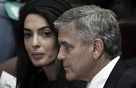 Amal und george clooney sind für den vierten geburtstag ihrer kinder nach italien gejettet. George Clooney Amal Mega Zoff Um Die Kinder Weltweitestars