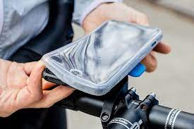 This mount has a durable and firm rubber that will stretch from all four sides over your smartphone and securely hold your phone in place. The Best Bike Phone Mount Reviews By Wirecutter
