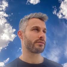 Christopher Gulliver's Instagram, Twitter & Facebook