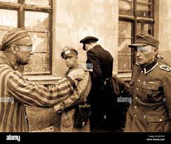 Nazi wache -Fotos und -Bildmaterial in hoher Auflösung – Alamy