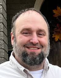 Chris Eaker's Instagram, Twitter & Facebook