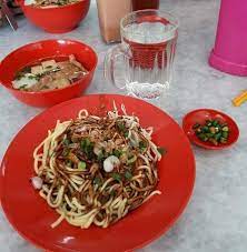 At the moment it is the only option available for this route. Yeop Mee Kicap Ipoh Restaurant Shah Alam Restaurant Reviews Photos Tripadvisor