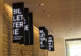 Musee D Archeologie Et Beaux Arts Signaletique Par Ateliers59 Signage Design Graphic Design Wayfinding Signage Wall Signage Interpretive Signage