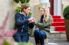 Tina und nils kommen sich endlich näher! Sturm Der Liebe Spontan Verliebt Tv Episode 2017 Imdb