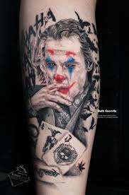 Galeria De Tatuajes De Ruth Cuervilu Tattoo Tatuaje Cartas Tatuajes Cartas De Poker Craneos Tattoo