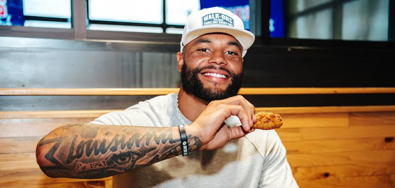 Franchisee Dak Prescott Stars in New Ad for Walk-On's Sports Bistreaux »  Dallas Innovates