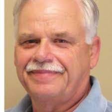 Robert Throop's Instagram, Twitter & Facebook