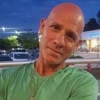 Robert Anzalone's Instagram, Twitter & Facebook