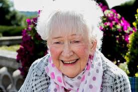 Prolific Marlow oil painter Jean Belcher dies aged 90