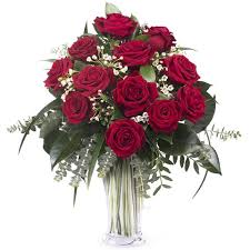 Bringing flowers on your first date is the way to get a positive impression from the person you are asking to go out with you. How To Impress With Immaculate First Date Flowers