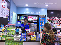 Apakah lo menjalankan praktek kerja dari rumah? Pengalaman Bekerja Di Whsmith Malaysia Jejakakaula