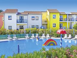 Vous voulez découvrir villages à italie incroyables? Hotel Residence Belvedere Village In Castelnuovo Del Garda Bei Alltours Buchen