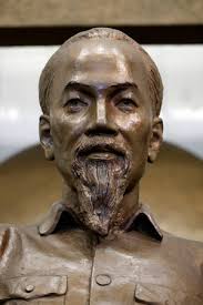 Estatua Del Salón Central De Ho Chi Minh Museo De Ho Chi Minh Ho Chi Minh  1890 1969 Líder Comunista Vietnamita Alrededor De 1948 Hanoi, Vietnam  Fotos, retratos, imágenes y fotografía de