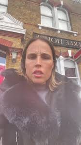 Exploring The Crab Shack in Nuxley Village with Brady's Babes