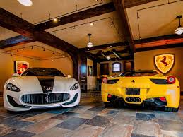 Dan di depannya masih bisa untuk parkir 1 mobil. 4 Cara Keren Dan Kreatif Mengubah Fungsi Garasi Rumah123 Com